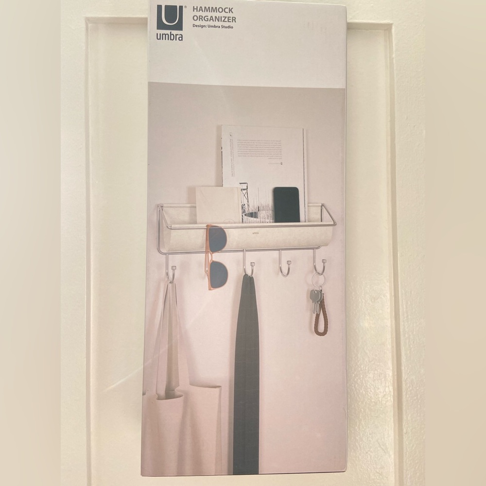Umbra Hammock Organizer | 16 & 1/4 x 7 x 3 & 1/4 in | Entryway Hanging Storage
